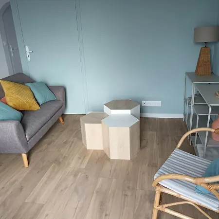 300m Des Plages Apartment *